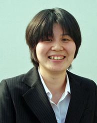 徳居ゆかり